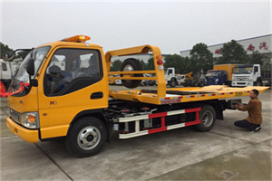 下花园区哪里有拖车服务