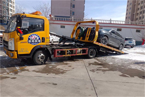 下花园区救援拖车费用怎么算